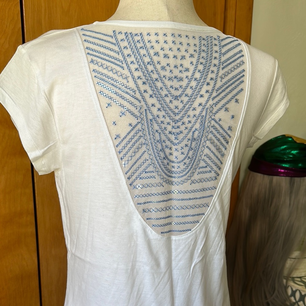 Victoria’s Secret: White Top with Blue Embroidery (NWOT)